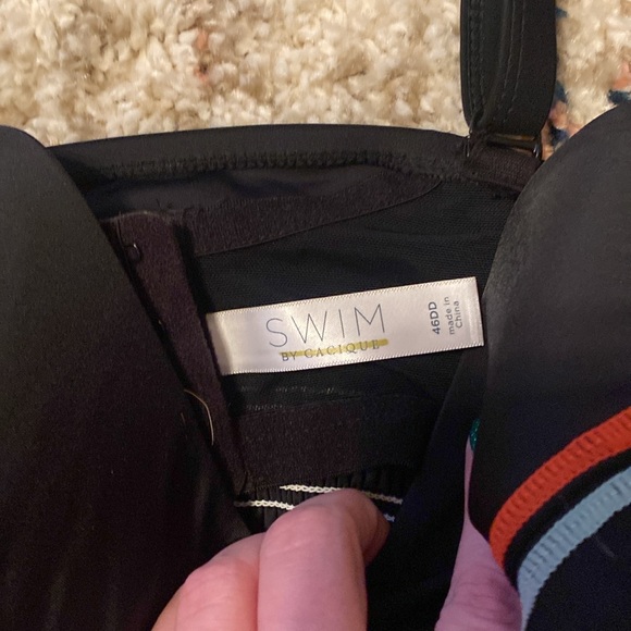 Cacique 46DD swimsuit top - Picture 4 of 5